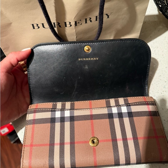 Burberry Brown Checkered Wallet - Picture 3 of 9